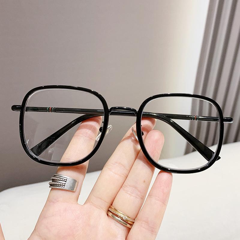 Anti Blue Ray Progressive Multifokale Lesebrille Männer Frauen Nah- und Fernsichtbrille Presbyopische Brillen Dioptrien 0 bis +4,0