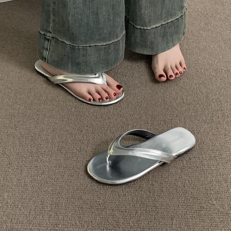 Fashion Ins Flat Flip-flops Women's Summer Wear Leopard Print Cool Slippers Seaside Pinch Women's Shoes Shoes