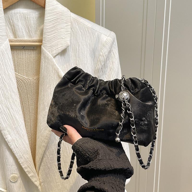 Zarte Nischen-Plissee-Tasche Damen neue Sommer vielseitige Ketten-Umhängetasche Bucket Bag