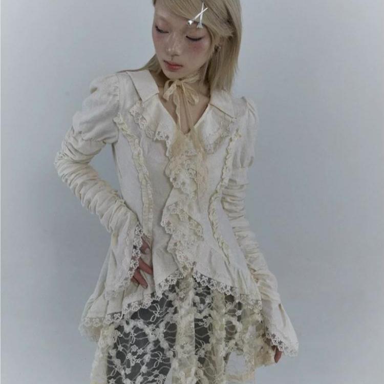 Lolita Vintage gotické krajkové košile Dámské Y2k tmavé estetické nepravidelné halenky Yamamoto styl Grunge Flare Sleeve Shirts