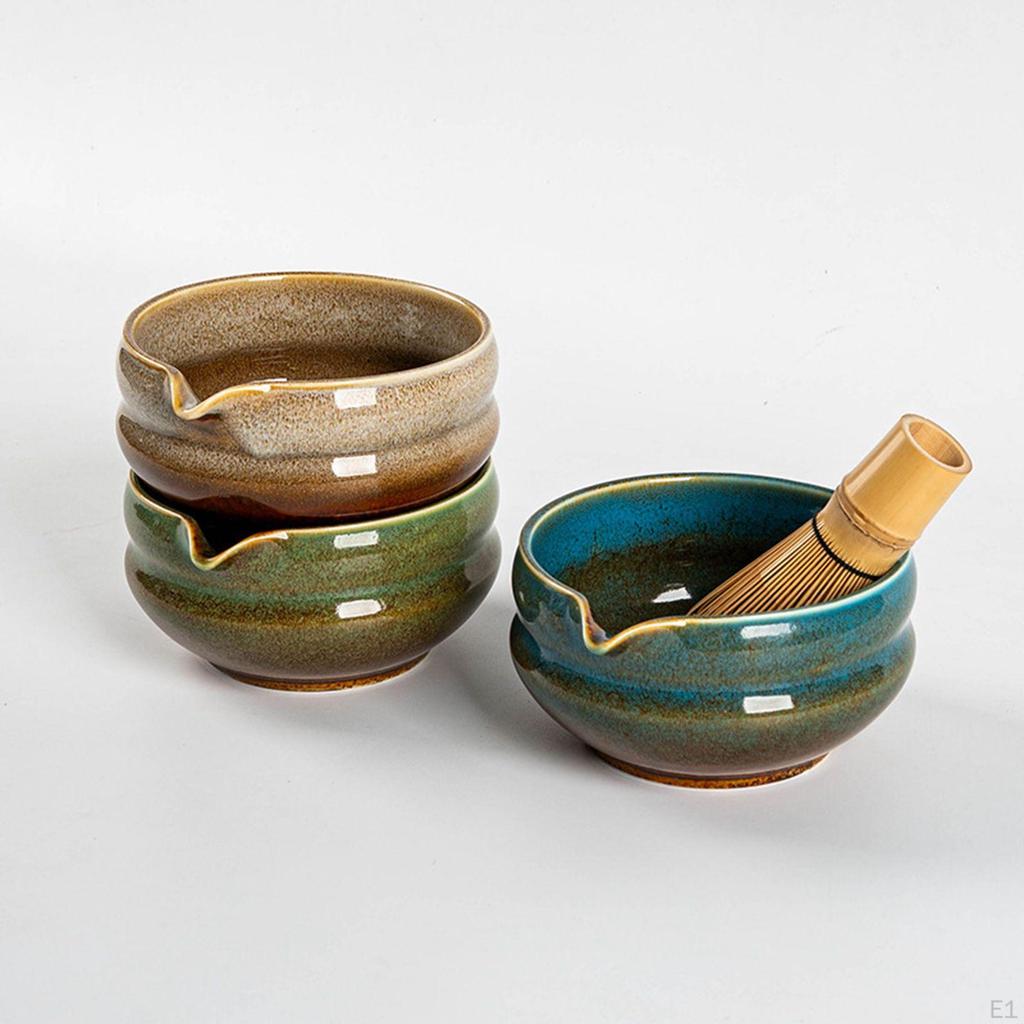 Ceramic Matcha Bowl with Pouring Spout,Chawan 530ml Utensils Handcrafted Green Tea Cup Mixing