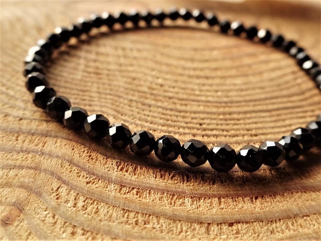 For Seizing Important Victories In Black Spinel Bracelet for Men Power Natural 4mm Cut 18cm Kanoishi [Amulet Life] - Stone, Stone, (For Purification,