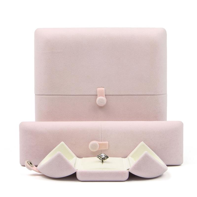 Elegant Double-Opening Velvet Jewelry Box for Rings, Bracelets, and Necklaces with Snap-Button Closure