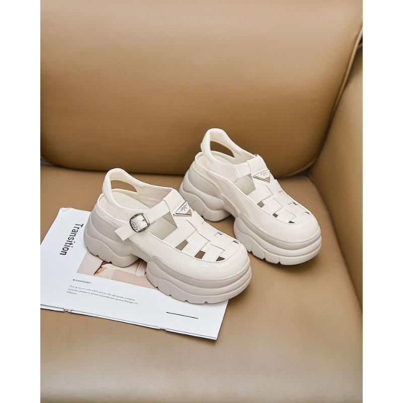 Summer Hollow Breathable Thick Sole Heightening Small Muffin Sole Women's New Shoes Bag Head Sandals