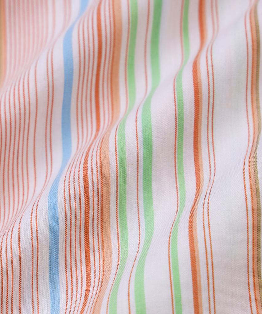 Michikoleondeonkosino Lazy One-Mile Shorts Red Green Stripe