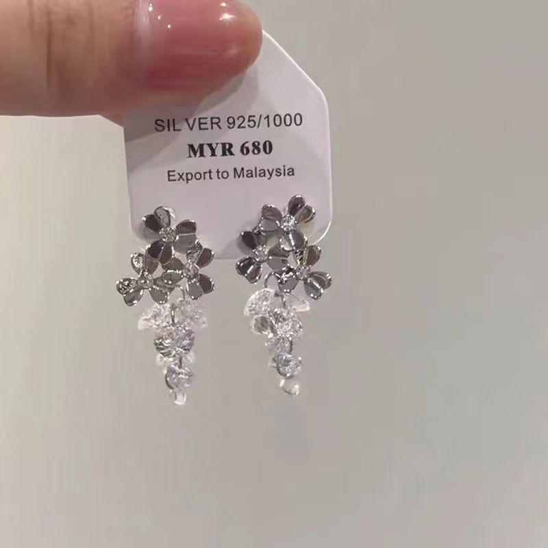 

Серьги Dopamine 2024 года лета: Милые, классные, универсальные длинные серьги для женщин - уникальный и стильный дизайн