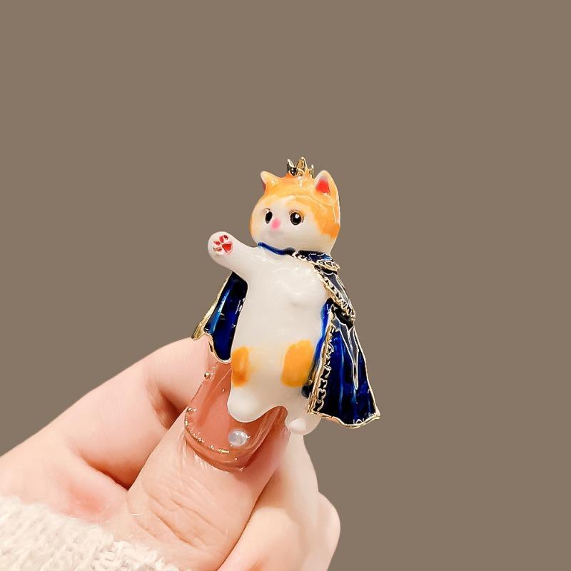 Cartoon Kitten Brooches for Both Men and Women, Exquisite Enamel Brooches, and Unique and Elegant Brooches