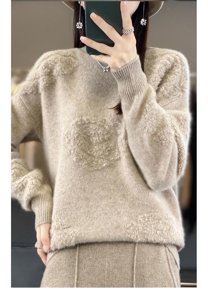 Women's Loose Wool Knit Sweater - 2024 Autumn/Winter, Half High Collar, Towel Sleeve