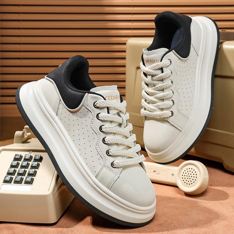 Men's Thick Soled Fashionable Versatile White Shoes Trendy and Comfortable Men's Outdoor Travel Shoes