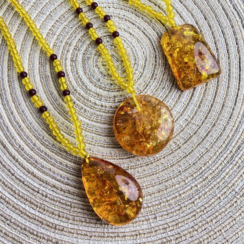 Retro Imitation Amber Necklace For Men And Women Long Pendant Sweater Chain Mother'S Day Gift