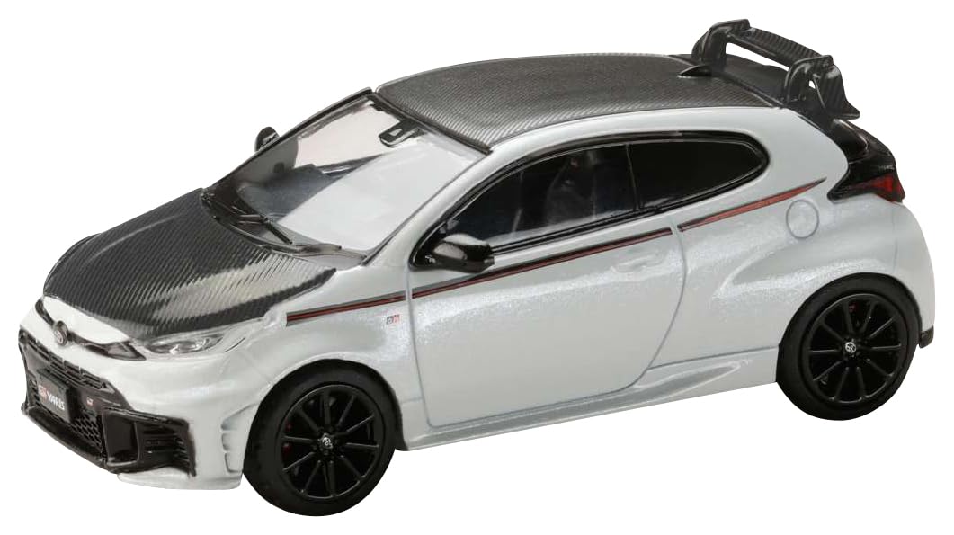 

Toyota GR Yaris RZ High Performance 2024 Custom Version Platinum White Pearl Mica 1/64 /