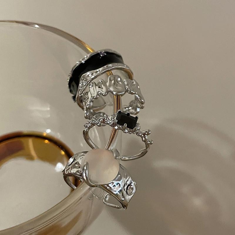 Eleganter Verstellbarer Geometrischer Kupferring mit Atemberaubendem Mondstein Für Modebewusste Frauen