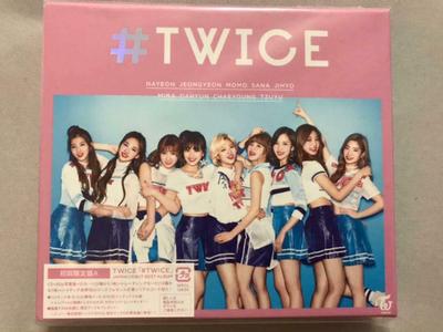 #TWICE (πρώτη περιορισμένη έκδοση Α)