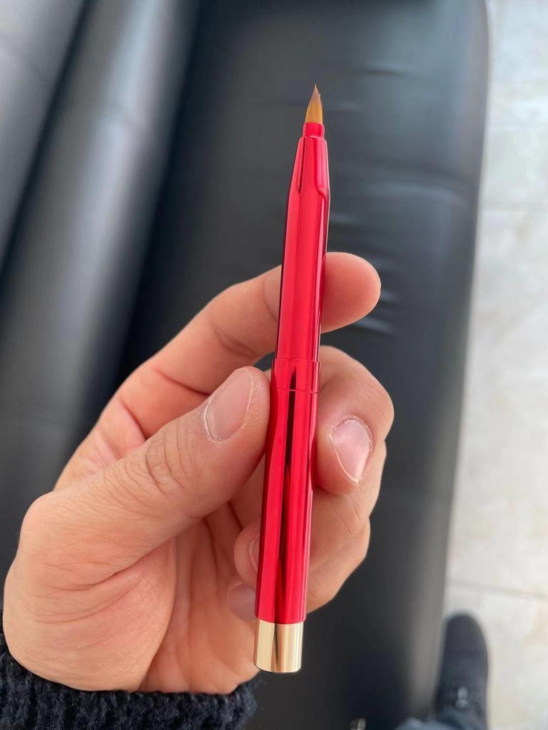 Mini Retractable Metal Lip Brush - Single-Headed Lip Liner & Lipstick Pen