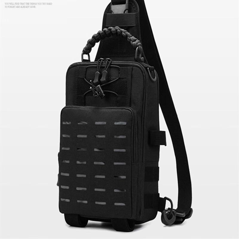 Men's Multi-functional Lure Fishing Chest Bag