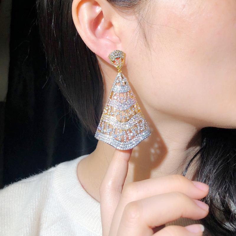 E0309 Earrings Africa Middle East Exaggerated Atmosphere Electroplated 18K Gold Three-Color Earrings, Needle