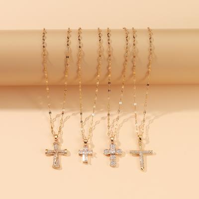 European and American Ins Cross Necklace, Personalized Design, High-end Light Luxury Copper Inlaid Zircon Short Collarbone Chain