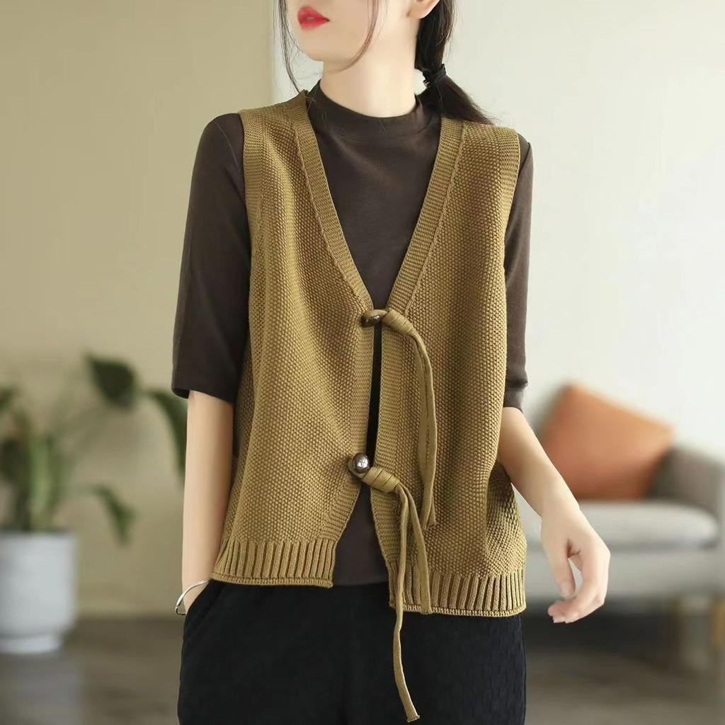 Large Size Retro Literary Cotton Knit Vest Vest Women's Spring and Autumn Loose Sweater Waistcoat Buckle Waistcoat Outer Wear