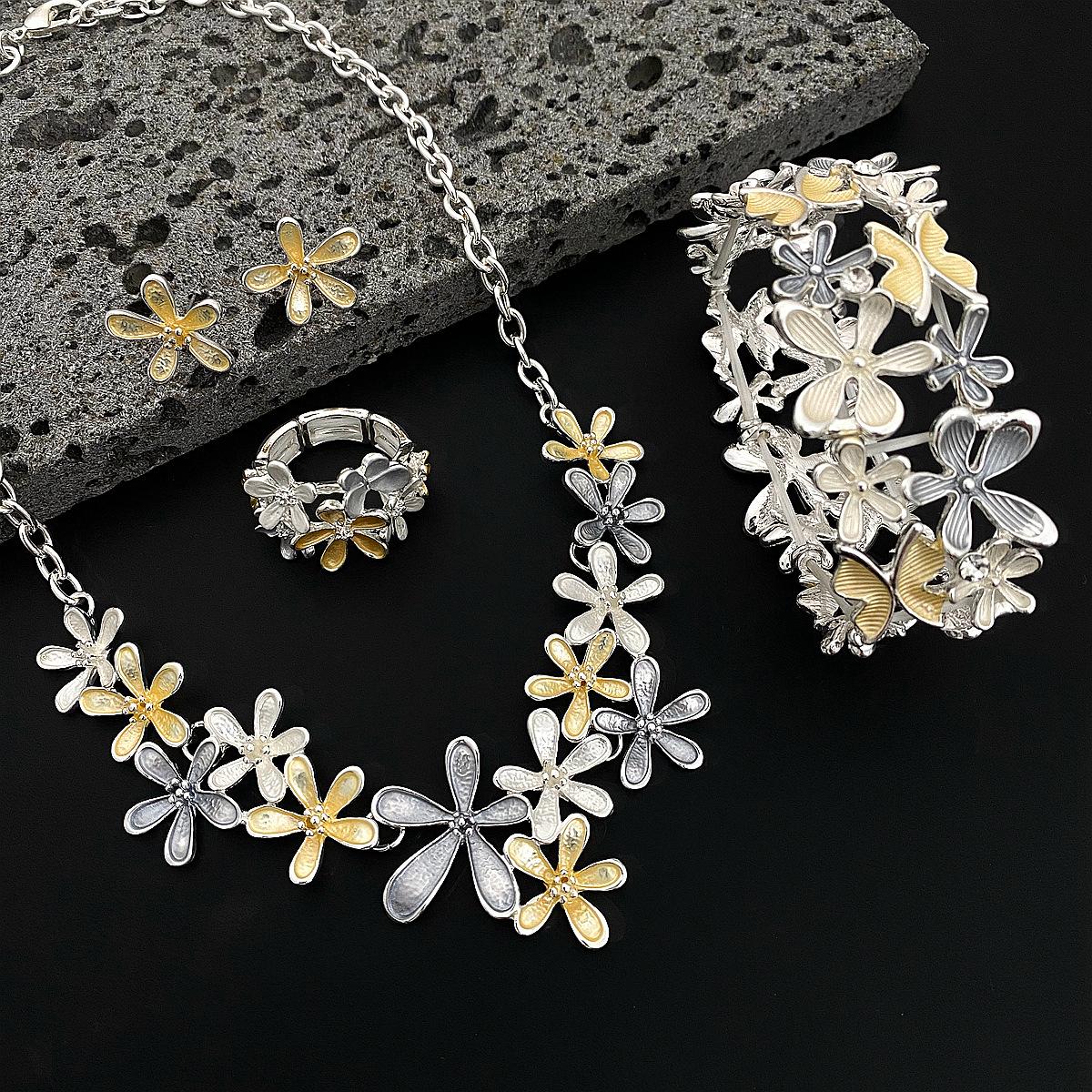 

Желтый Цветочный Браслет Ожерелье Кольцо Серьги-гвоздики Набор Лепесток Женский Универсальный Набор Ювелирных Изделий