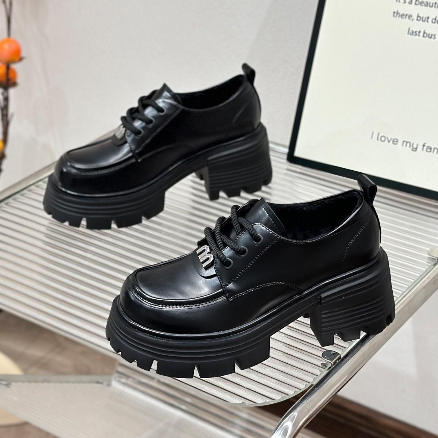 

Весенне-осенние новые маленькие кожаные туфли на шнуровке, женские модные универсальные лоферы на платформе, одинарные туфли 40 чёрный
