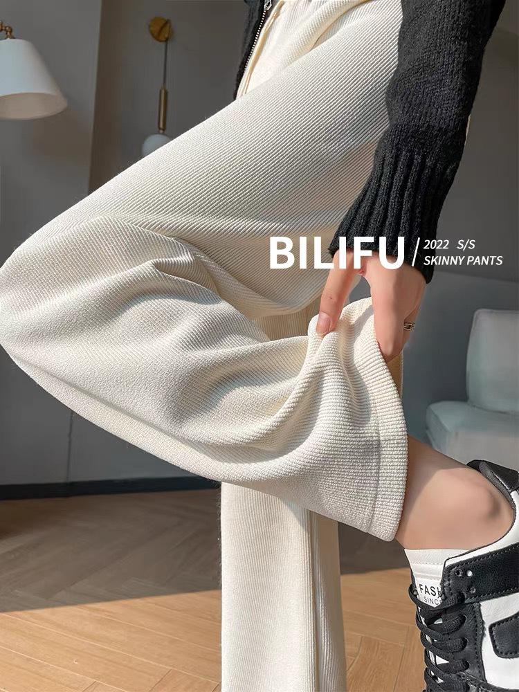 Cozy Women's Wide-Leg Fleece-Lined Corduroy Pants for Autumn and Winter