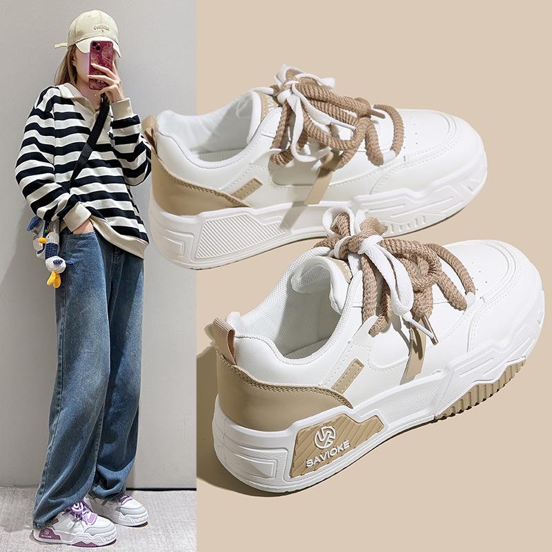 2025 spring little white shoes new Korean version ins female students height increase sports board shoes trendy casual shoes street shot P613