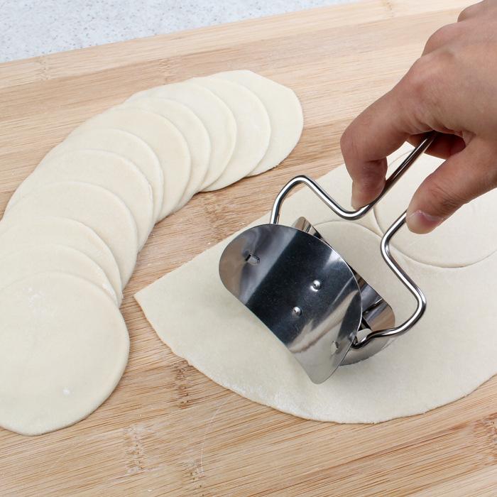 Stainless Steel Dumpling Maker – Manual Wrapper Cutter, Dough Mold, and Dumpling Press Tool Set for Homemade Dumplings