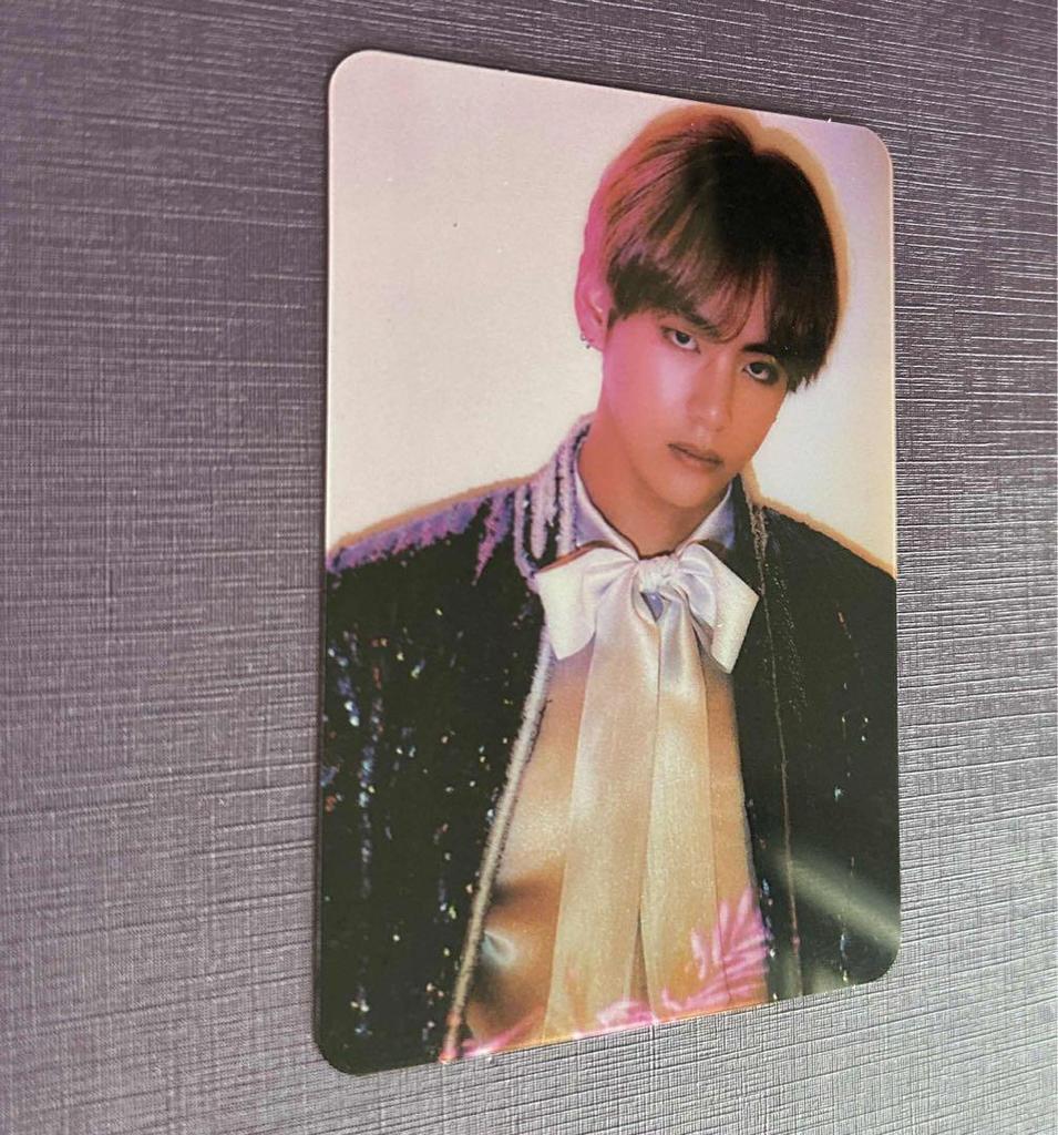 [USED] BTS Wings Tour Final Official Essay Book Taehyung V