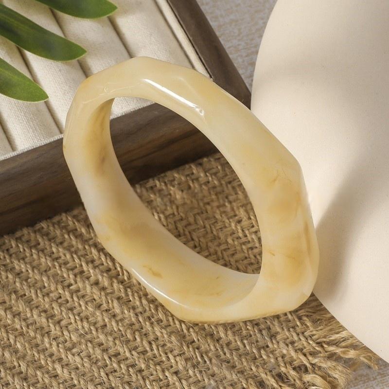 

DIEZI Punk Irregular Geometric Coffee Beige White Resin Bangles Hip Hop Acrylic Wide Bangles Bracelets For Women Men Jewelry