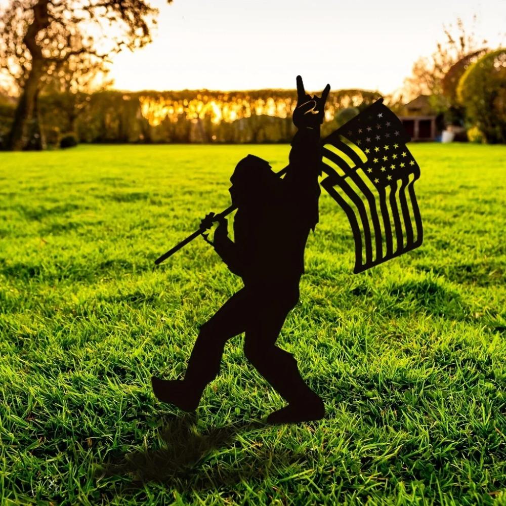 Add a Touch of Americana to Your Garden with 1pc Sasquatch Yard Art Silhouette – Ideal for Garden Party Décor and Outdoor Spaces