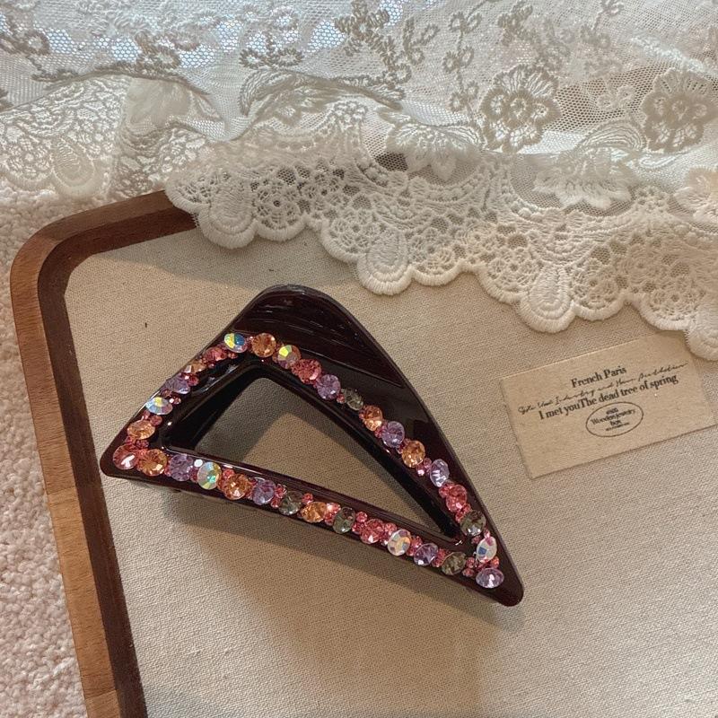 Korean High-End Hair Clip, Fashionable and Elegant Minimalist Triangular Diamond-Encrusted Claw Clip
