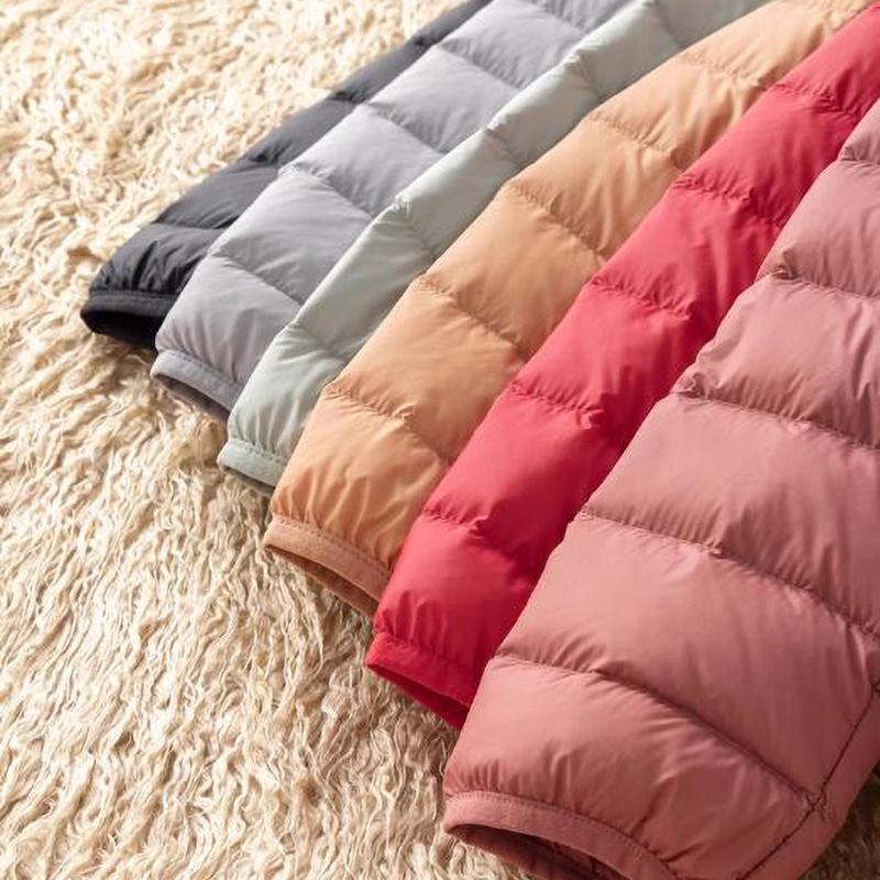 Women's Lightweight Down Jacket Short Warm Fashionable Hooded Lightweight Fitted Outerwear