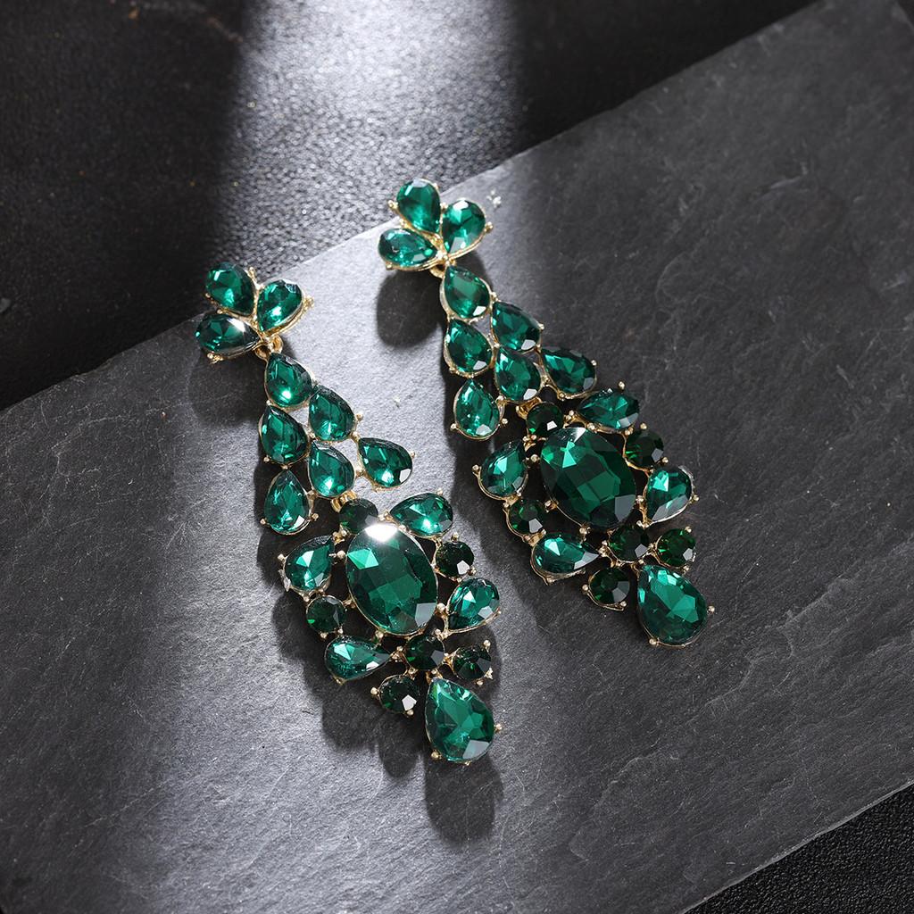 Luxuriöse Geometrische Ohrringe aus Legierung mit Unregelmäßigem Design für Damen Modeschmuck