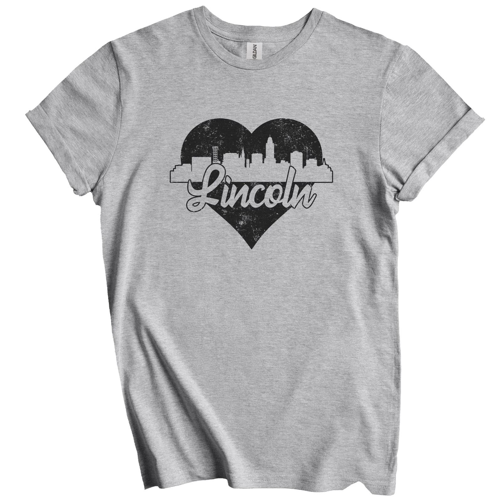Retro Lincoln Nebraska Skyline Heart Distressed T-Shirt L