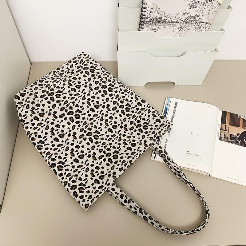 Leopard Print Large Capacity Tote Bag Women's Shoulder Bag Student Class Canvas Bag