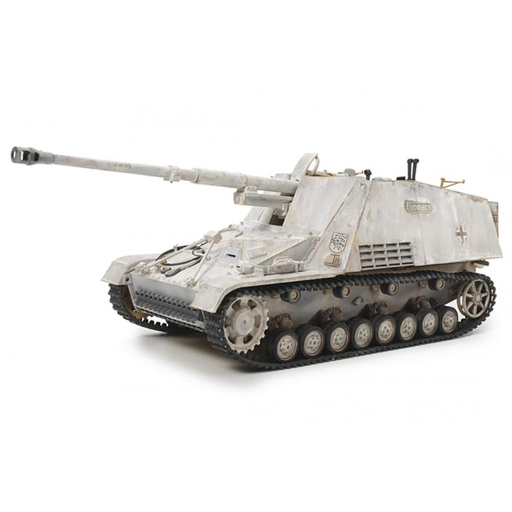 Tamiya 135 Military Miniature Series No.335 German Army Heavy Anti-Tank Self-Propelled Gun Nashorn Plastic Model 35335
