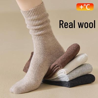 Women's Thickened Wool Socks: Warm Plus Velvet Mid-Calf Socks for Autumn, Winter, and Postpartum Sleep.