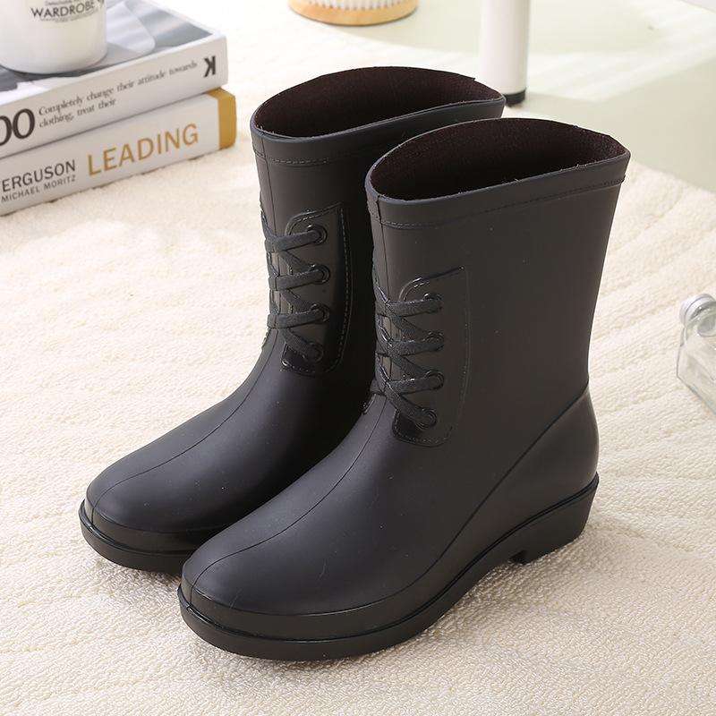 

Новая летняя женская водонепроницаемая обувь от дождя со средней голенью, модные теплые короткие резиновые сапоги, водные сапоги, женские галоши 41