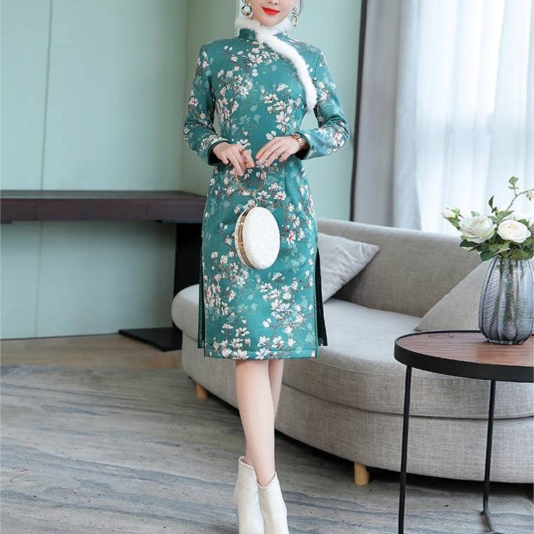 Cheongsam de Haute Qualité Robe Chinoise Vintage Robe à Manches Longues Robe Féminine Qipao Robe Slim Fourreau Hanches P