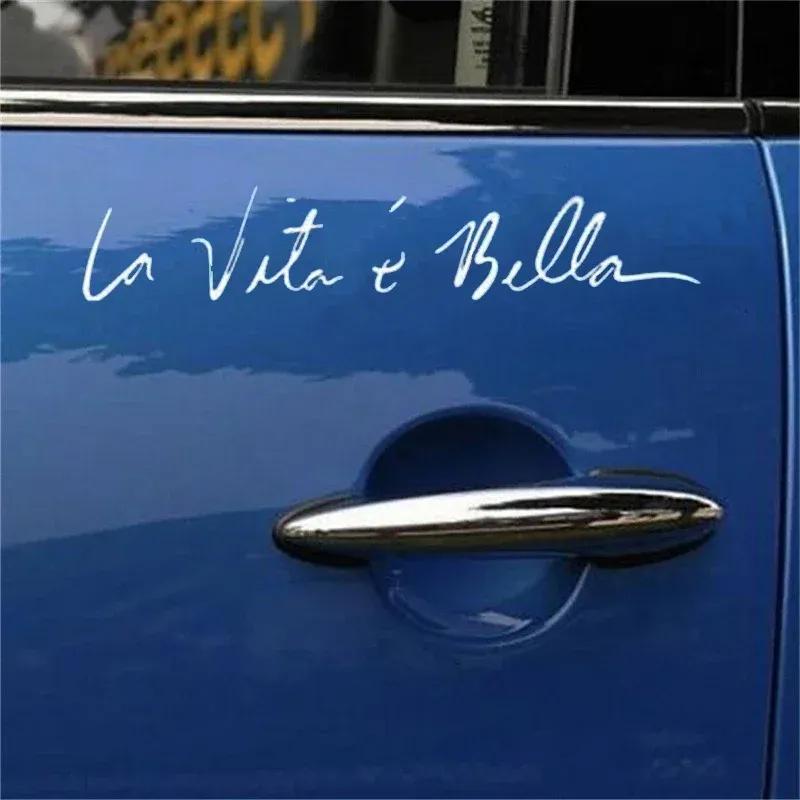 Samolepky La Vita e Bella Reflexní Písmena Vinylové Samolepky Módní Kreativní Auto Celý Body Styling Hlavy Samolepky 22cm