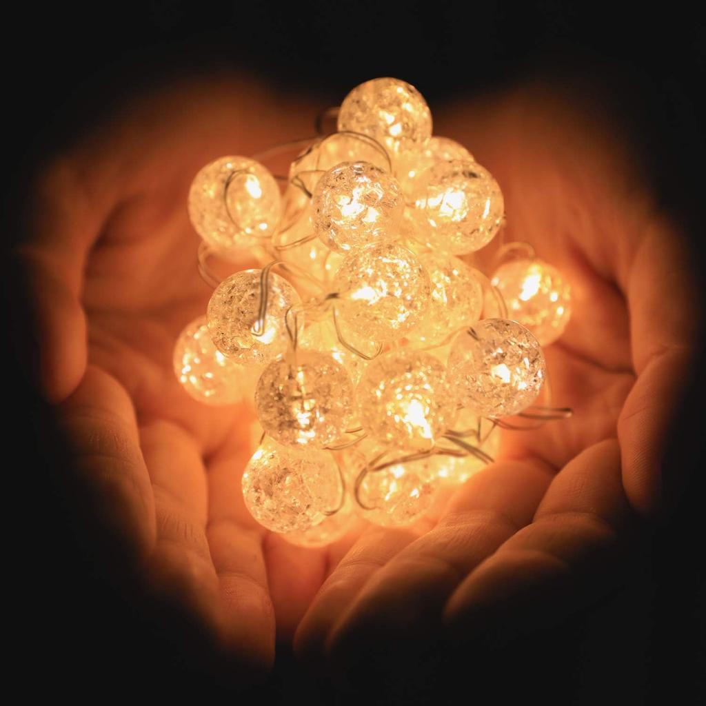 Globe String Lights for Bedroom, Decorative Lightning, Christmas Lights, Crystal Crackle Ball Lights 10Ft 30 LED Soft White Battery Operated Fairy