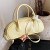 Portable High-end Fashion Pillow Bag Women's 2025 Spring and Summer New Simple Casual Shoulder Bag Niche Design Women's Bag