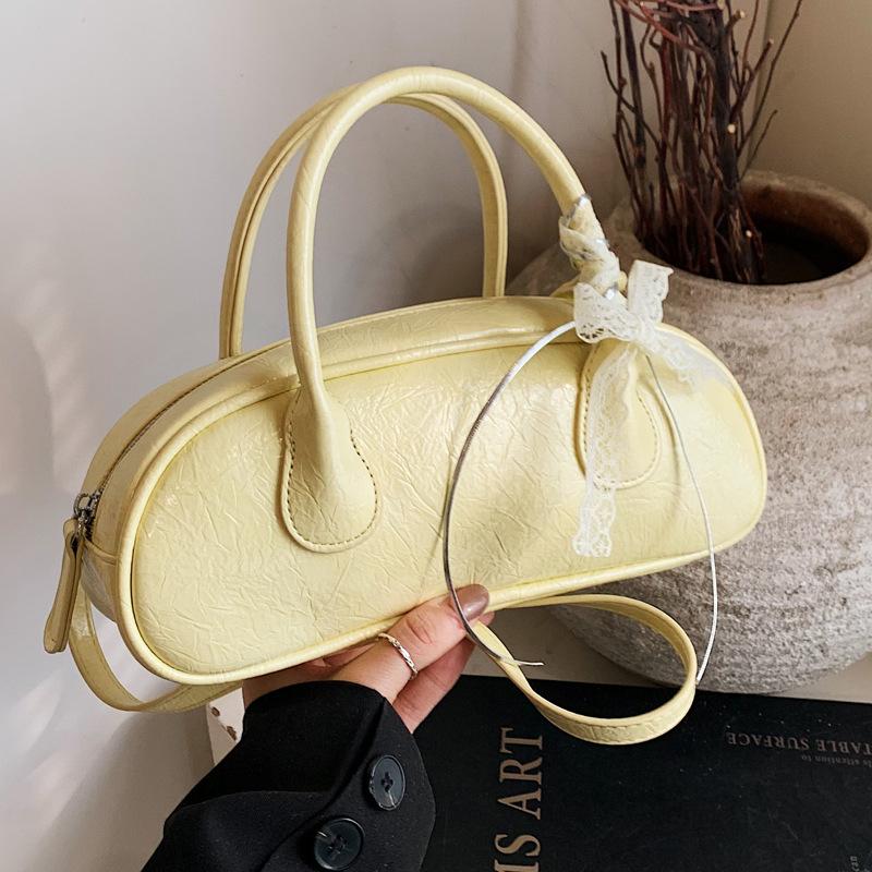Portable High-end Fashion Pillow Bag Women's 2025 Spring and Summer New Simple Casual Shoulder Bag Niche Design Women's Bag