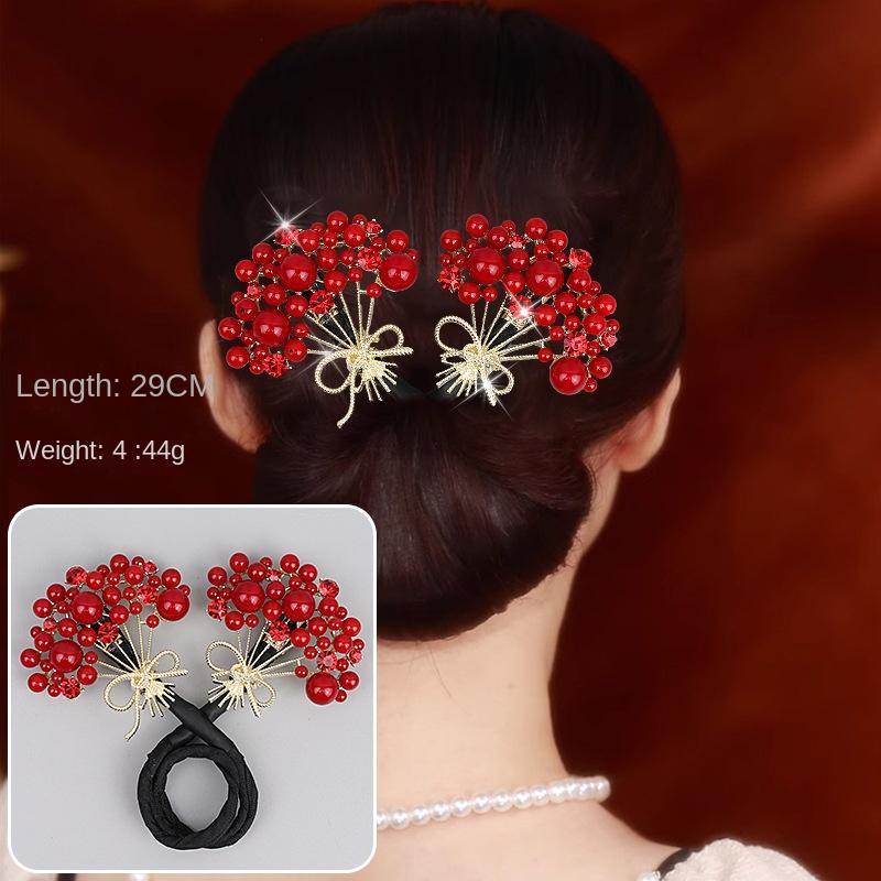 

Красные фрикадельки в прозрачном супе Заколка для волос красный