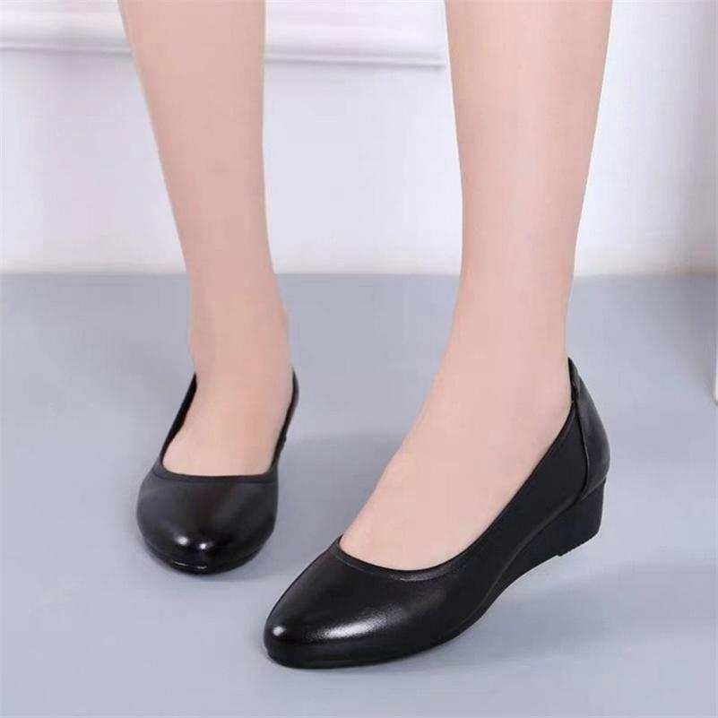 Spring and Summer Low-heeled Work Shoes, Female Mothers, Hotel Small Leather Shoes, Soft-soled Work Professional Shoes