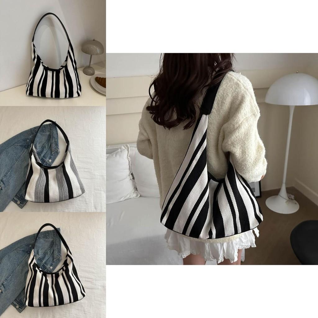 Chic Vintage One Shoulder Tote Bag In Black Perfect For Everyday Fashion Needs