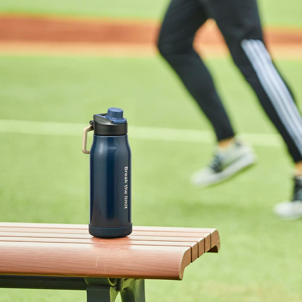Doshisha Direct Sports Bottle, 800ml, Cold-Keeping, Vacuum-Insulated, Direct-Drink, with Silicone Cushioned Bottom, Navy Blue