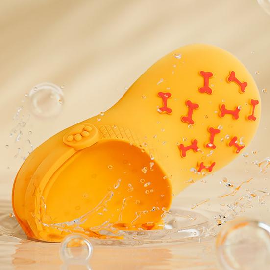 Squeaky Slipper Dog Chew Toy Bite Resistant Boredom Relief Simulated Shoes Interactive Toy Puppies Teething Cleaning Toy