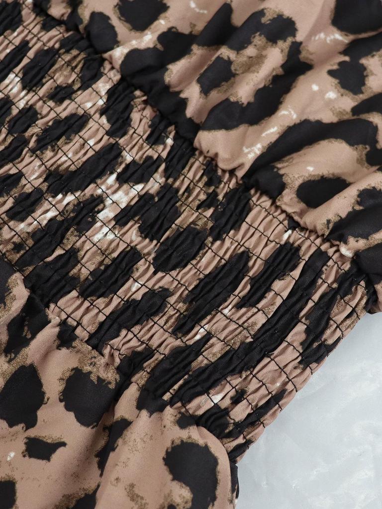 Elegant Leopard Print Women's Dress: Pleated Waist, Round Neck, Short Sleeve, Long Length