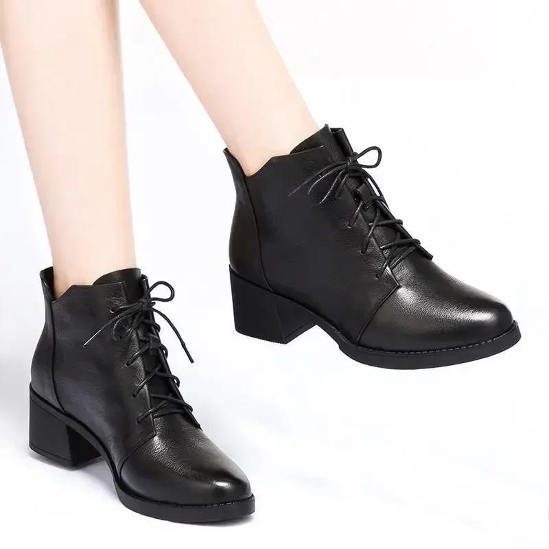 Fashion 2025 Women's Shoes Luxury Chelsea Boot Women Leather Boot Chunky Winter Shoe Platform Ankle Boots Thick Heel Brand Designer